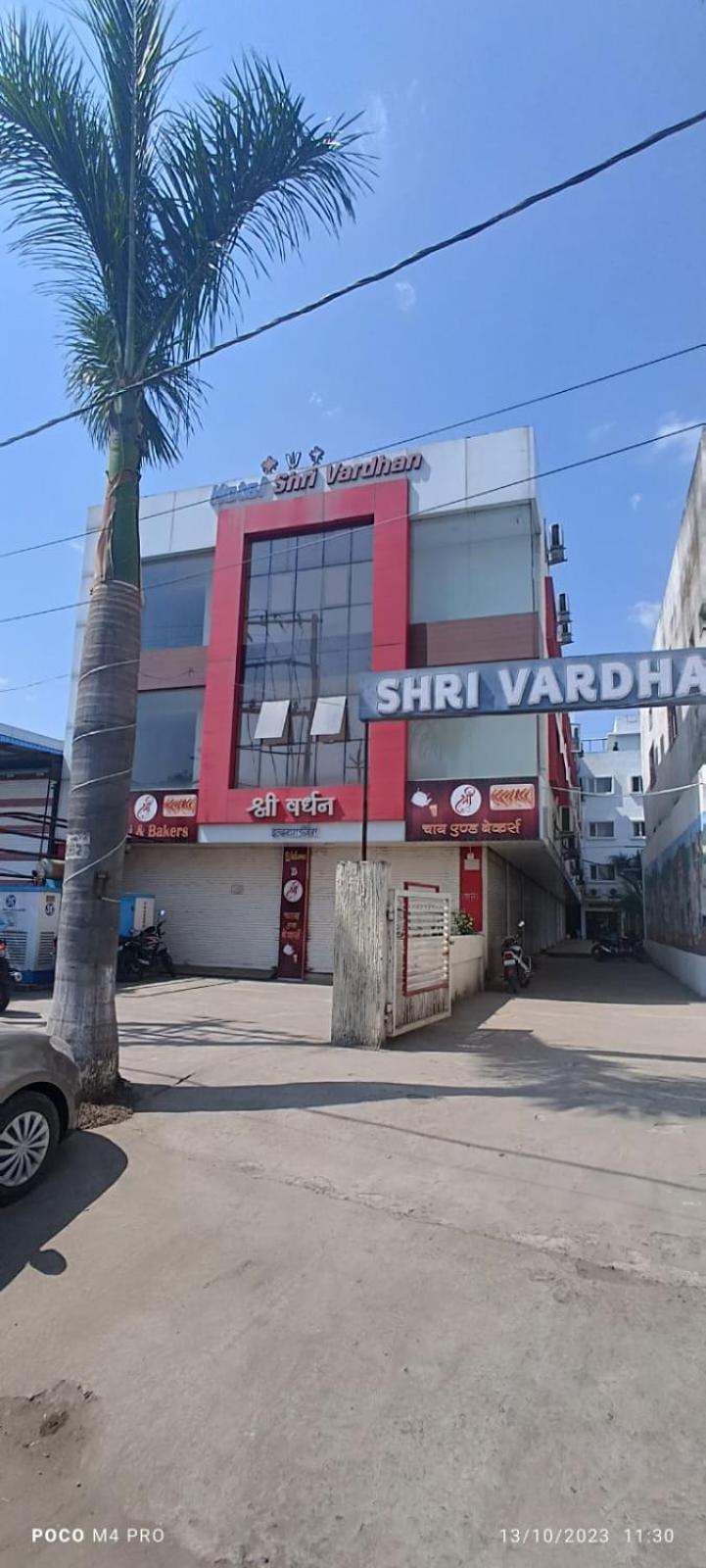 Hotel Shri Vardhan 乌贾因 外观 照片